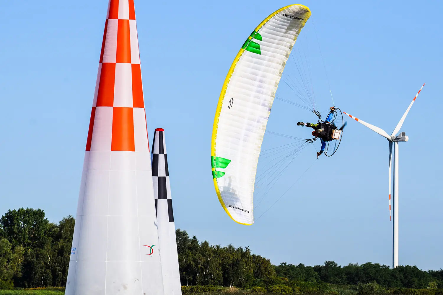The Ozone Freeride 2: A High-Performance Wing for Dynamic Pilots