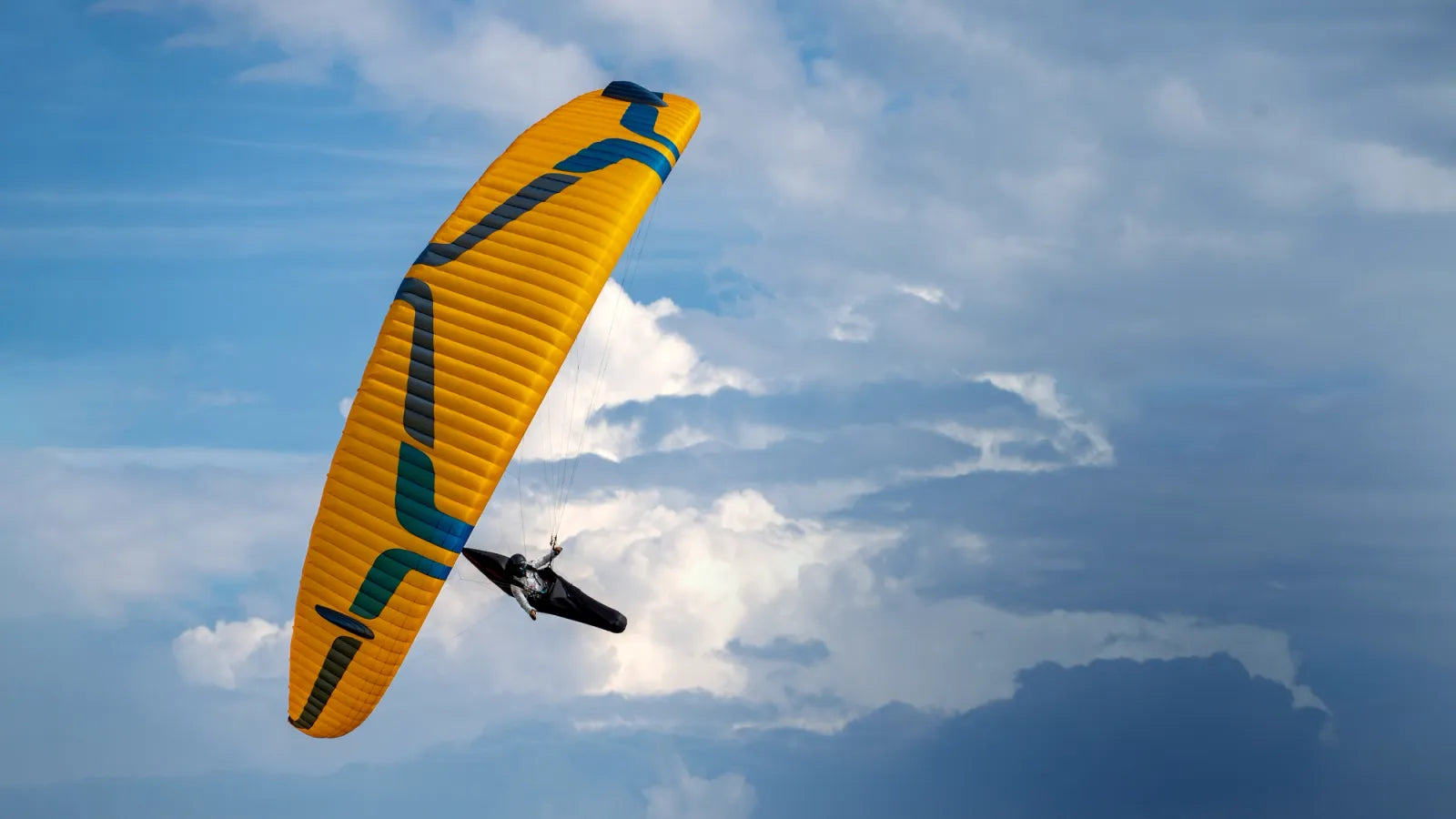 Soaring High with Paragliding Wings: The Importance of Choosing the Right Gear