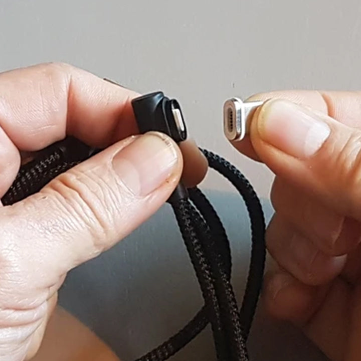 Magnetic USB-C cable